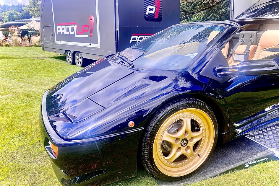 Paddlup Lamborghini Diablo Supercar Sunday